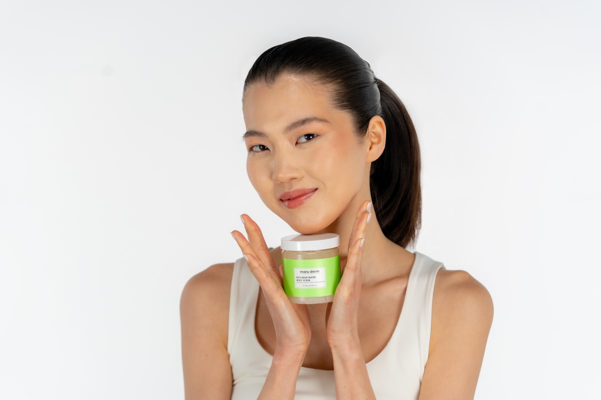 MARUDERM BODY CARE Rice Bran Water Body Scrub