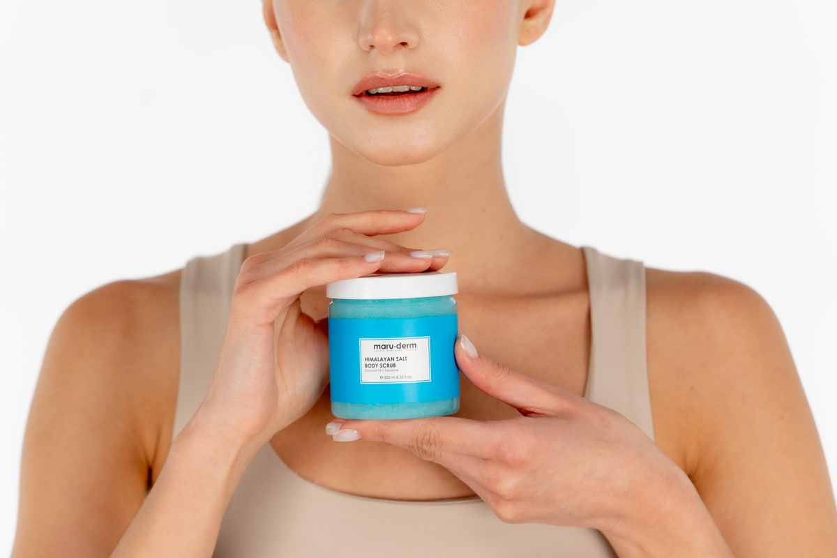 MARUDERM BODY CARE Himalayan Salt Body Scrub