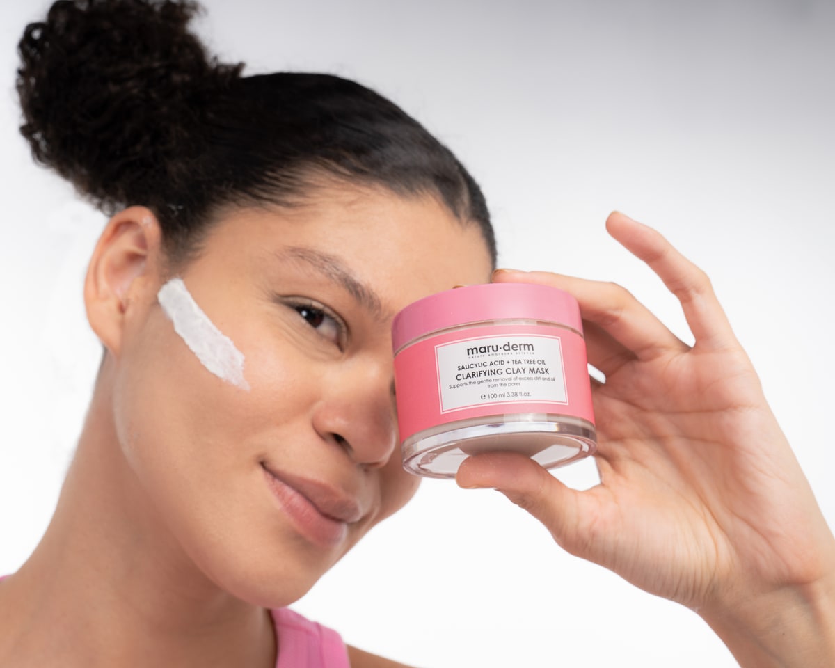 Salicylic Acid & Tea Tree Oil Clarifying Clay Mask