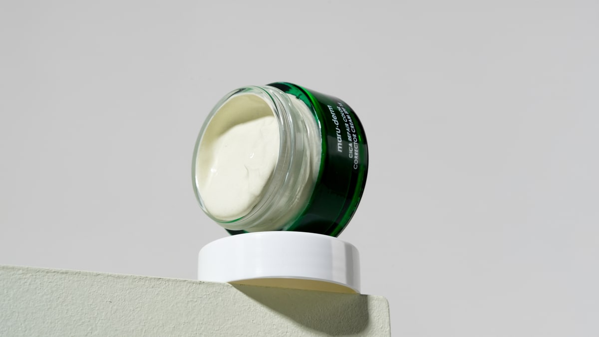 CICA Repair Color Corrector Cream SPF 15