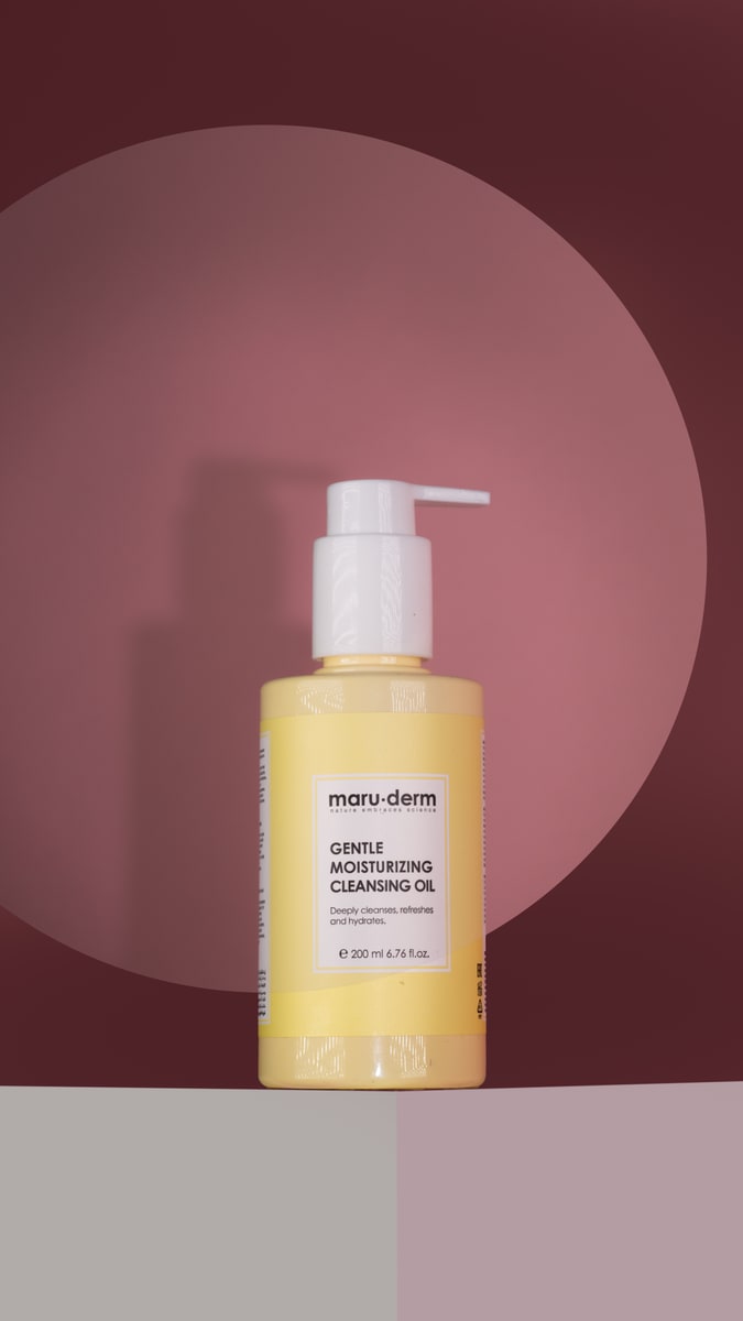 Gentle Moisturizing Cleansing Oil