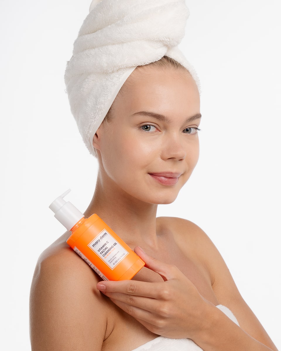 Vitamin C Facial Cleansing Gel